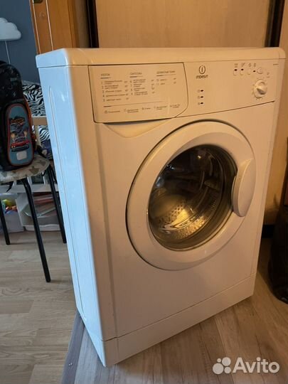 Стиральная машина indesit