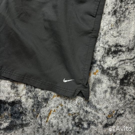 Шорты Nike