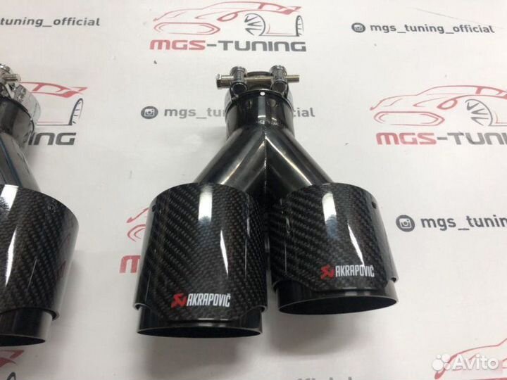 Насадки на выхлоп Akrapovic двойные дизайн 2 Black