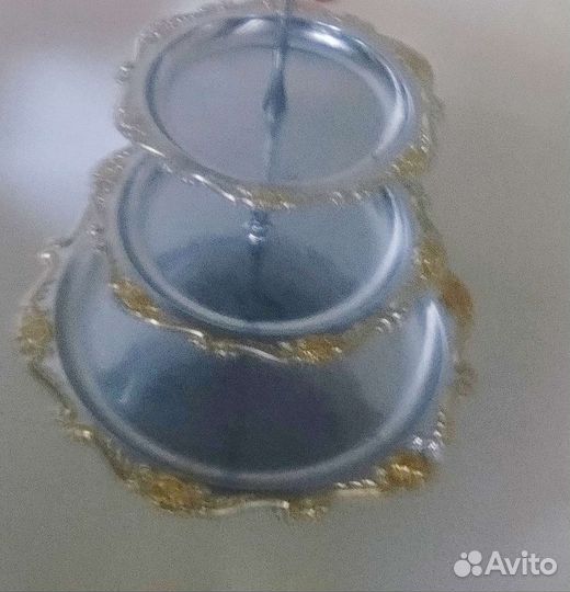 Трехъярусная ваза