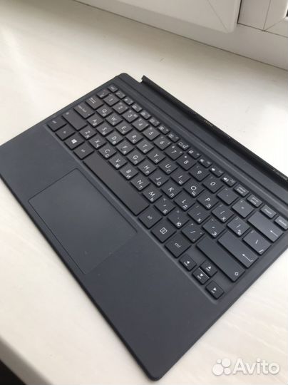 Продам-обменяю asus transformer t303ua