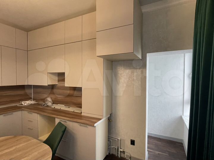 3-к. квартира, 60 м², 4/4 эт.