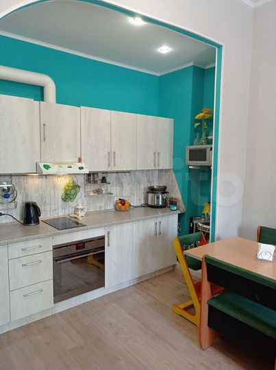 3-к. квартира, 96 м², 1/1 эт.