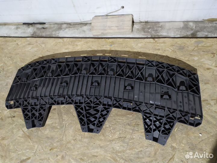 Демпфер заднего бампера нижний Zafira B