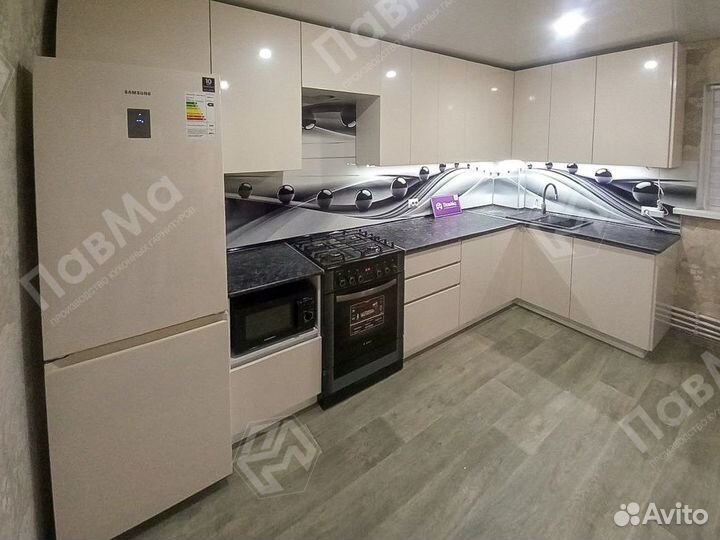 Кухонный гарнитур на заказ в рассрочку