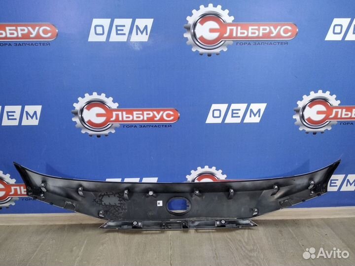 Накладка двери багажника Lexus RX 4 2015-2019