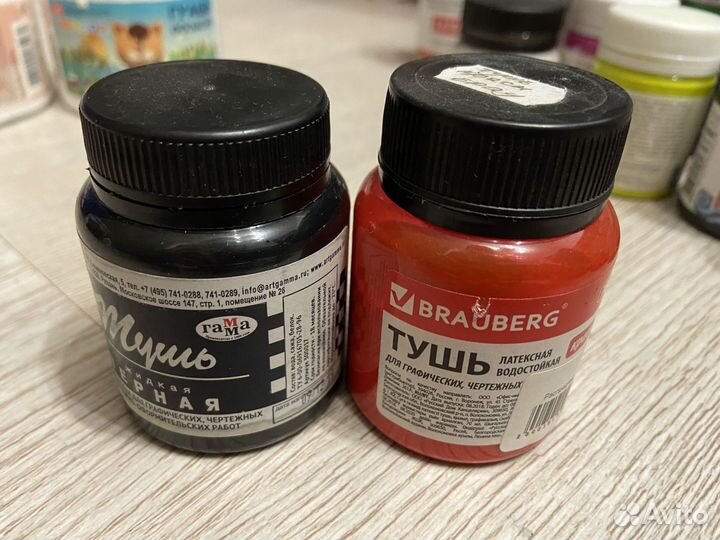 Гуашь, акриловые краски, пастель, тушь