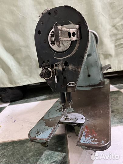 Швейная машина промышленная