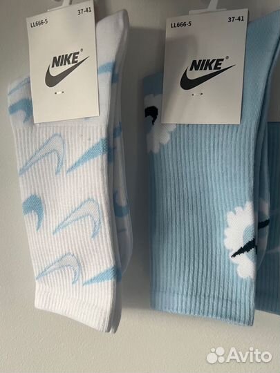 Женские носки Nike