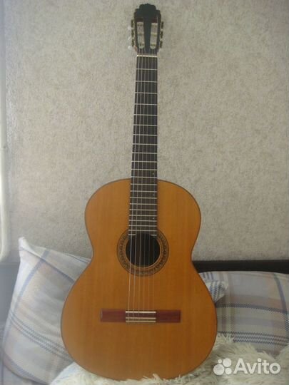 Продаётся мастеровая гитара