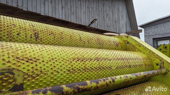 Пресс-подборщик Claas Rollant 44, 1992