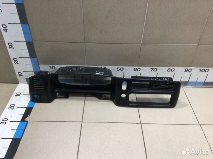 Накладка декоративная Mitsubishi L200 K6 1996-2006