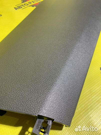 Обшивка стойки правая Vw Polo 5 1.6 2019