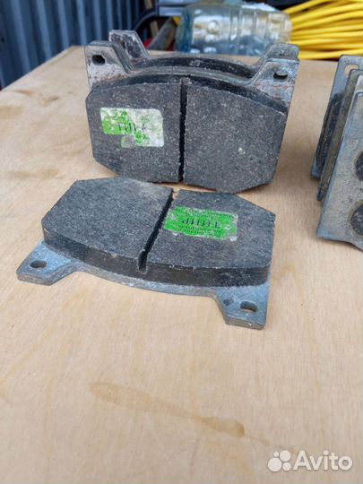 Тормозные колодки москвич