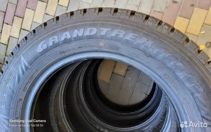 Dunlop Grandtrek Ice 02 225/60 R17 103T