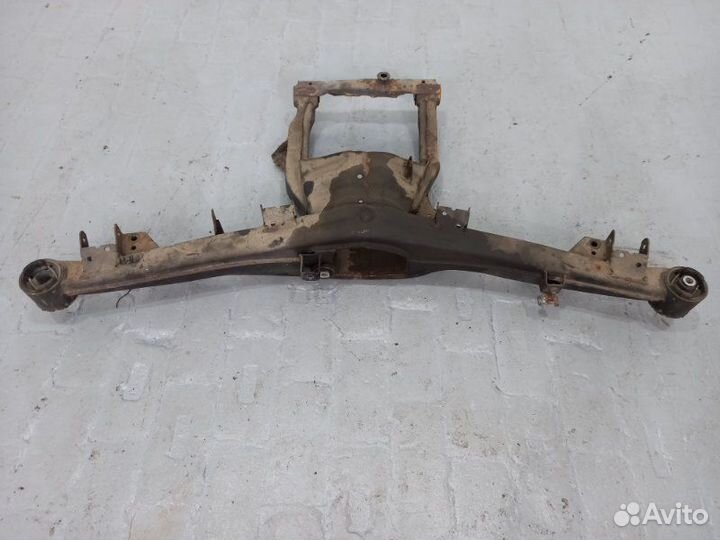 Задний подрамник Bmw 750 E32 M70B50 1992