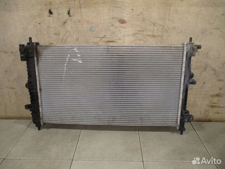 Радиатор основной Opel Insignia A