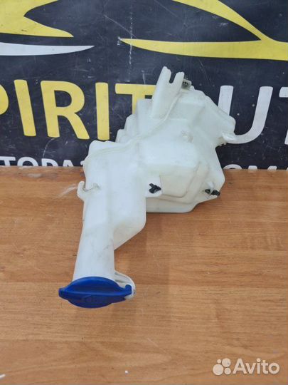 Бачок омывателя передний Kia Quoris 1 G6DJ