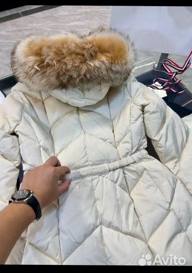 Пуховик Moncler Loriot женский