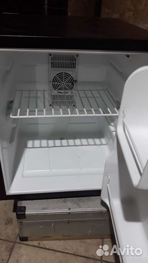 Холодильник для автомобиля 12 в