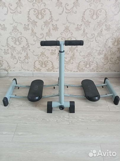Тренажер для ног и ягодиц