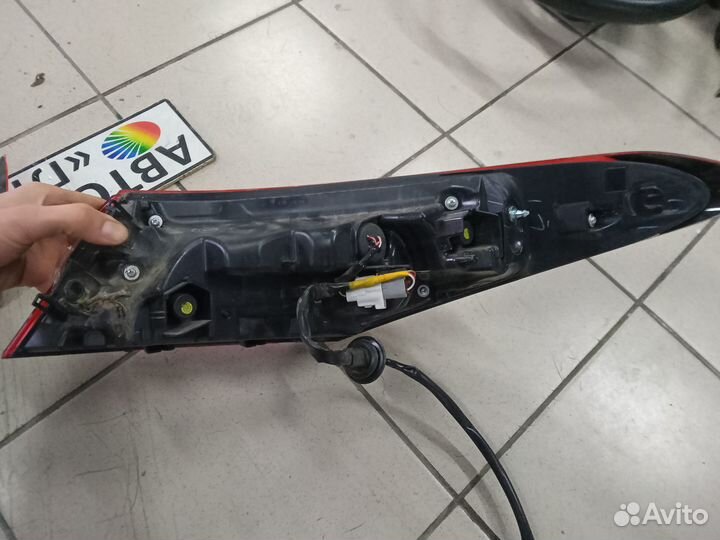 Фонарь левый Тойота Камри 70 Toyota Camry 70