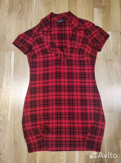 Платье 46 размера