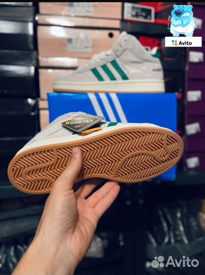 Мужские зимние кроссовки адидас