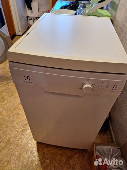 Посудомоечная машина Electrolux 45 см