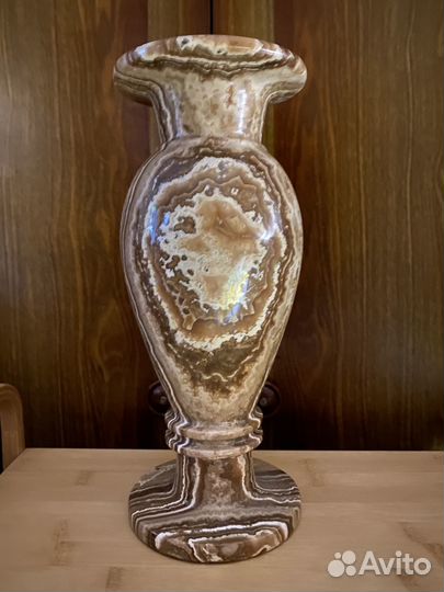 Ваза мрамор.(напольная) Высота 30 см