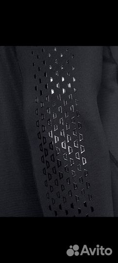 Under armour рашгард