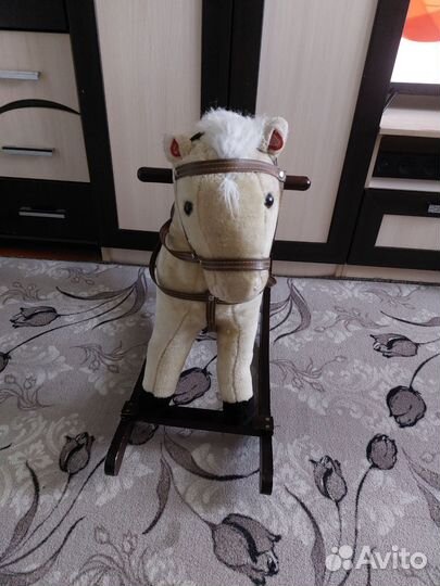 Лошадка качалка деревянная