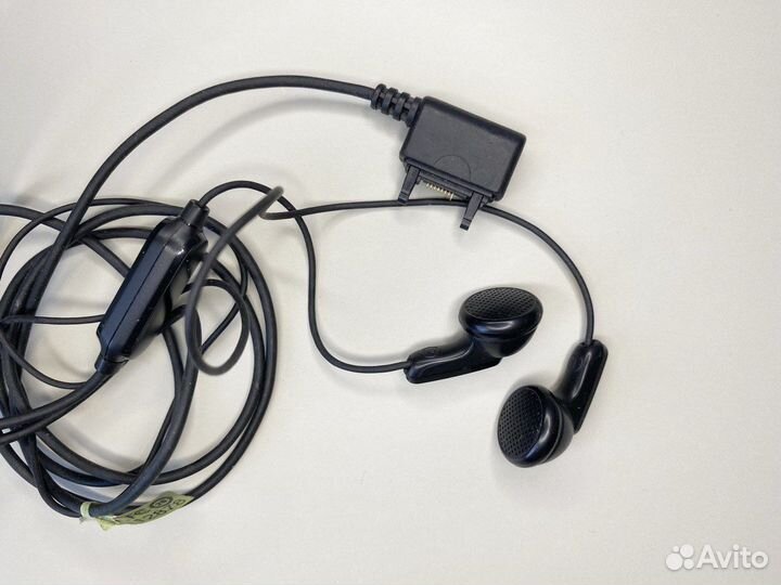 Рабочие проводные наушники sony ericsson