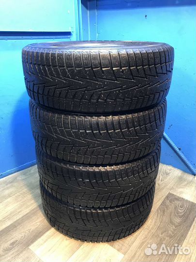 Hankook Winter I'Cept X RW10 235/55 R18