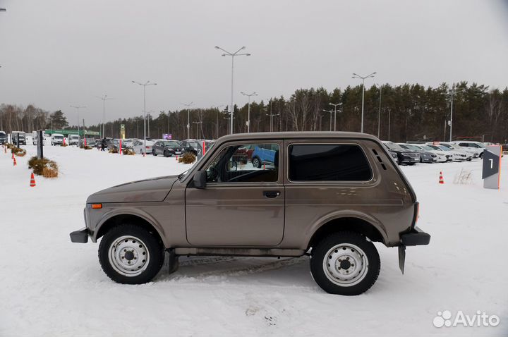 LADA 4x4 (Нива) 1.7 МТ, 2019, 60 000 км