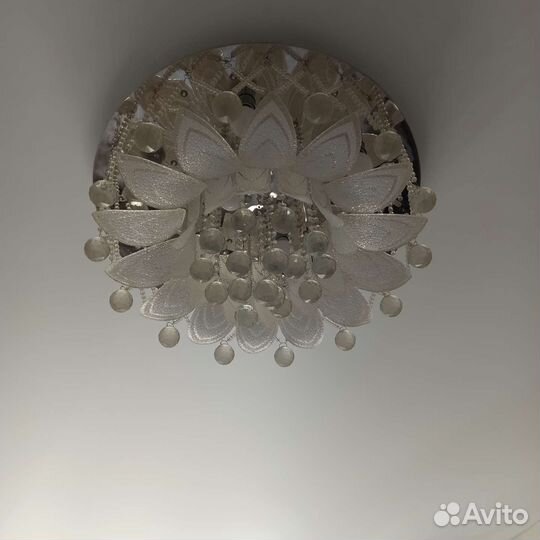 Люстра потолочная