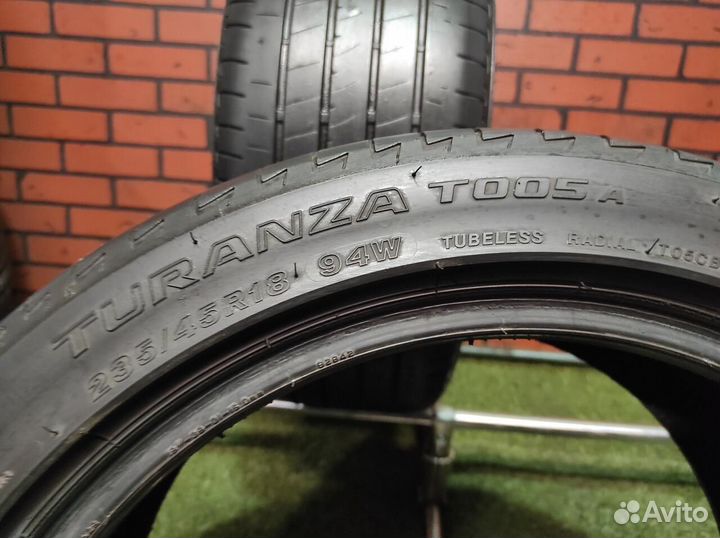 Bridgestone Turanza T005A 235/45 R18 94W