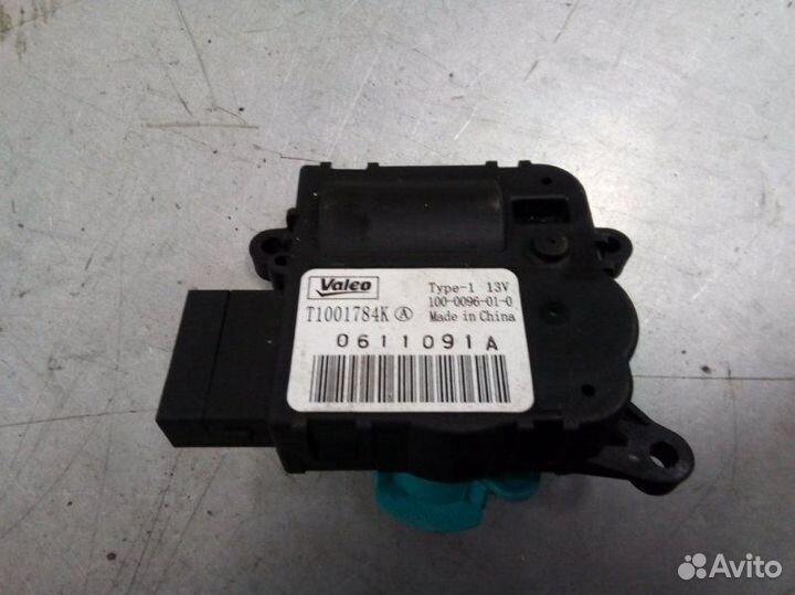 Моторчик заслонки отопителя Renault Megane 3