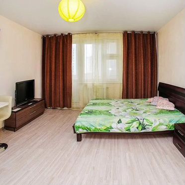 Квартирка-нск в Горском 75