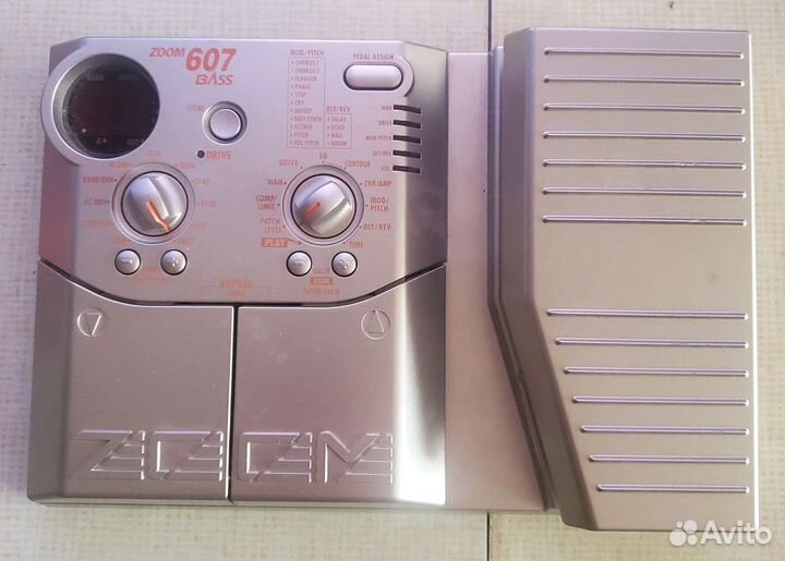 Бас процессор + басовый комбик + аккумулятор крона