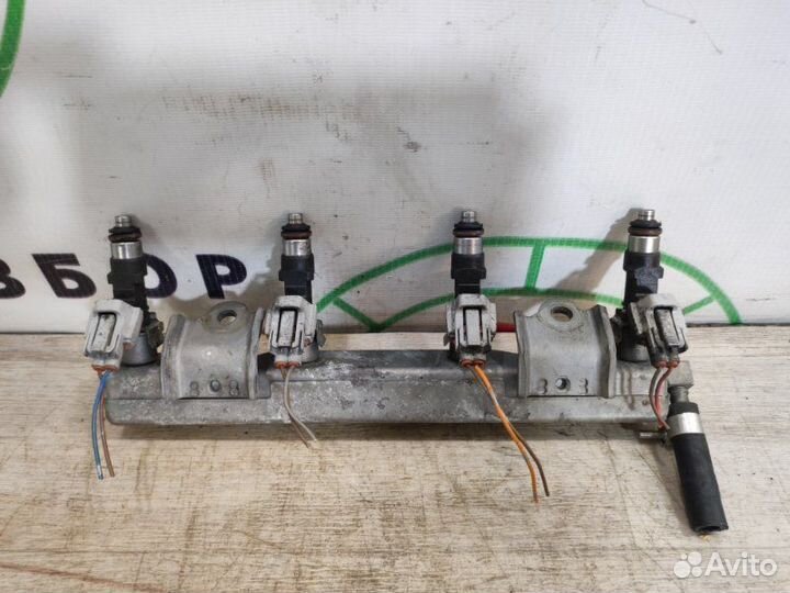 Топливная рампа в сборе Nissan Note E11 (1.4)