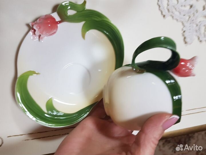 Чашка с блюдцем. Фарфор