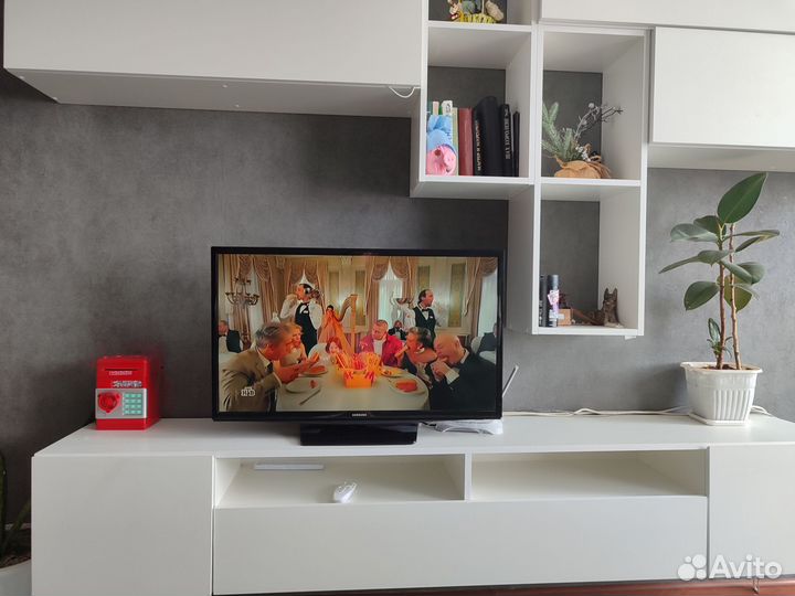 Телевизор Samsung 32 дюйма