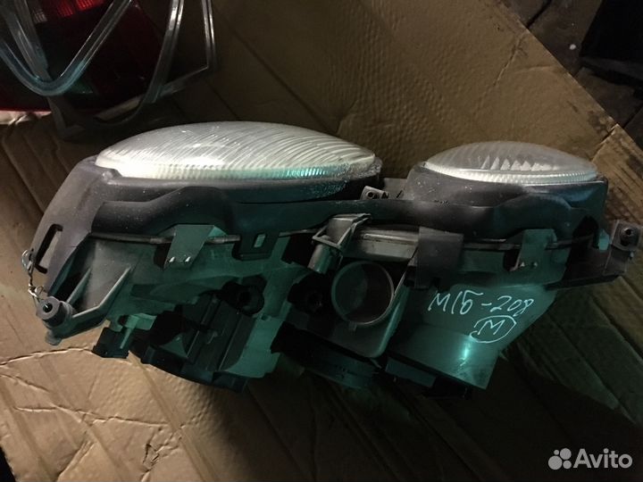 Фара левая мерседес Clk w208