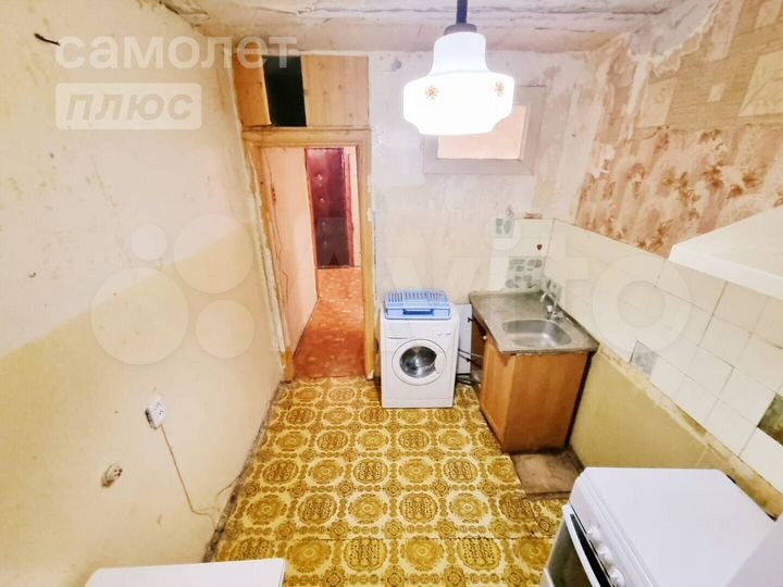 2-к. квартира, 43 м², 3/9 эт.