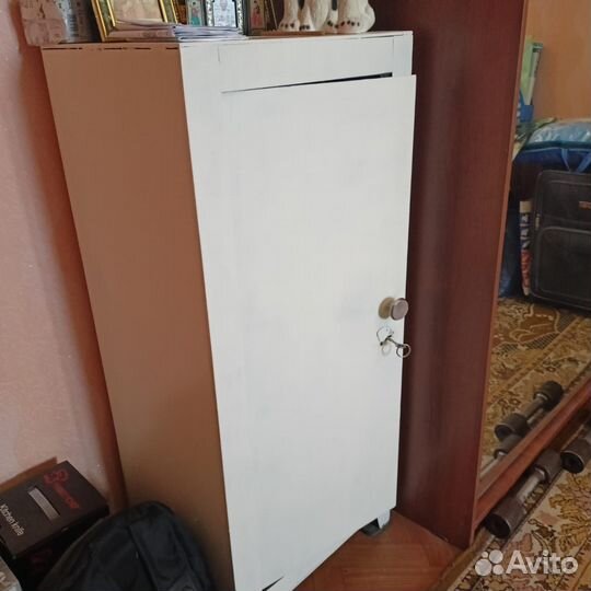 Продам сейф