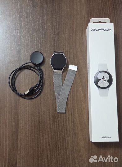 Часы samsung galaxy watch 4 40mm