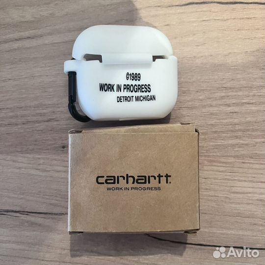 Carhartt WIP airpods case