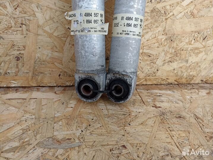 Амортизаторы задние BMW E39 универсал