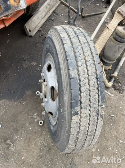 Hyundai hd 120 Колеса б.у 7.50.R18